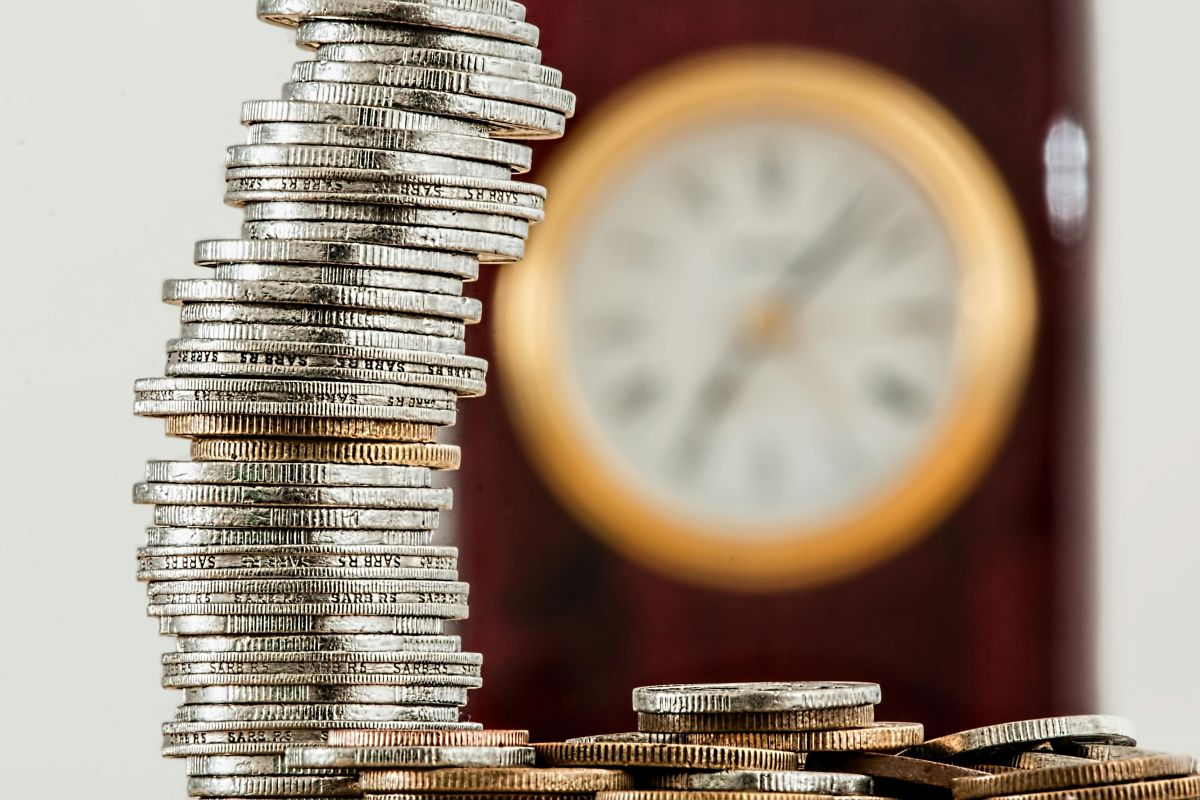 ¿Cómo reclamar salarios atrasados legalmente?